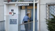 Budovu, která slouží jako ubytovna již od osmdesátých let, se rozhodl uzavřít její majitel, firma CPI byty.