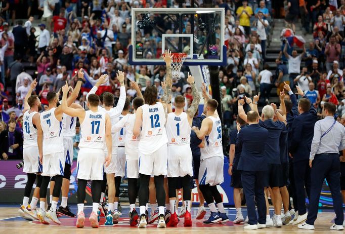 Češi slaví vítězství v zápase ME basketbalistů 2022 v Praze