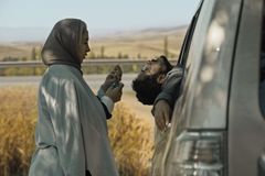Vezou syna na hranice, aby utekl. Kina promítají road movie o íránské rodině