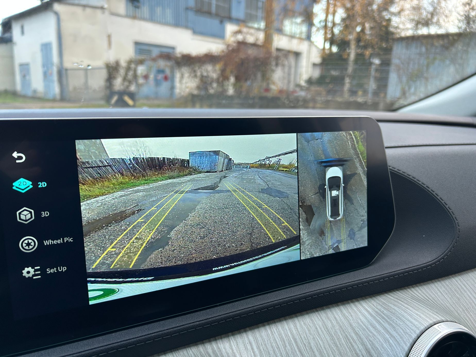 Dongfeng U-Tour hybrid