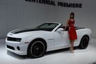 Chevrolet Camaro je kultovní auto, které se na podzim jak s pevnou, tak i skládací střechou začne prodávat v autosalonech značky