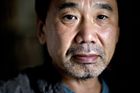 Buďte opatrní, koušu, řekl Haruki Murakami studentům