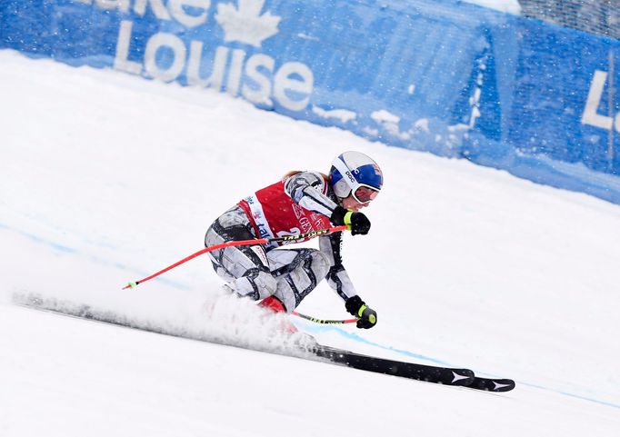 Ester Ledecká ve vítězném sjezdu Světícího poháru v Lake Louise