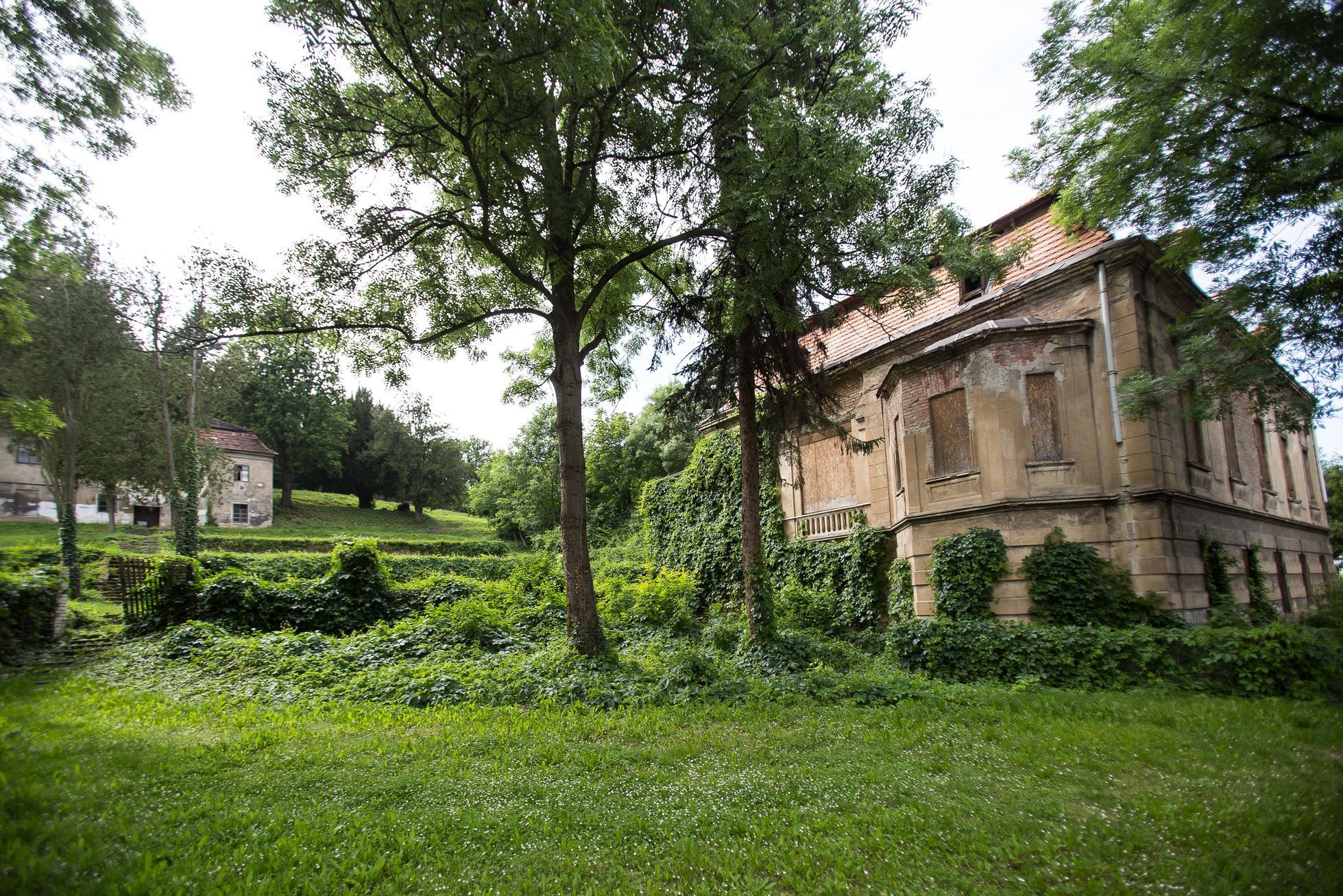 Prázdné domy Praha