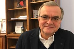 Obdivuji miliardáře Babiše, píše údajný Kalouskův syn. Nesmysl, reaguje poslanec