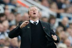 Newcastle propustil McClarena, nahradil ho Benítez
