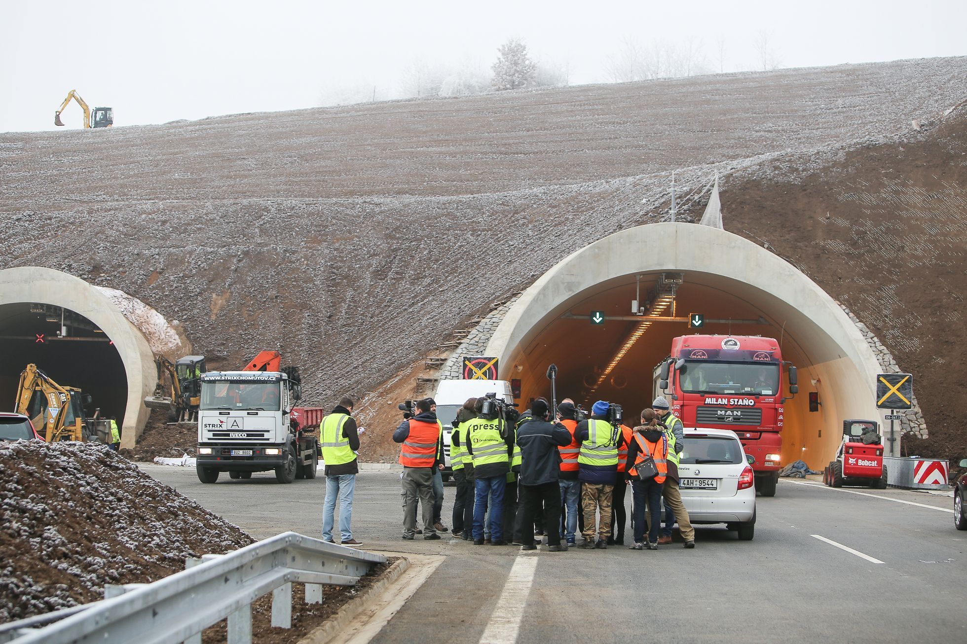 Dálnice D8 - prohlídka posledního úseku před dokončením - 6.12.2016