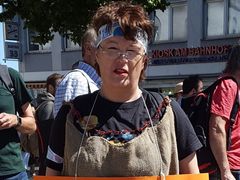 Marion Uerz-Gottfriedová na demonstraci.