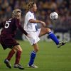 LM Sparta Praha - Chelsea, září 2003: Radoslav Kováč - Emmanuel Petit