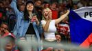 České fanynky v zápase proti Dánsku na MS v hokeji 2025 v Herningu