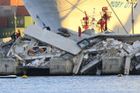 Při nehodě lodi v italském Janově zahynulo sedm lidí