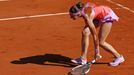 Lucie Šfářová v semifinále French Open 2015 proti Aně Ivanovičové