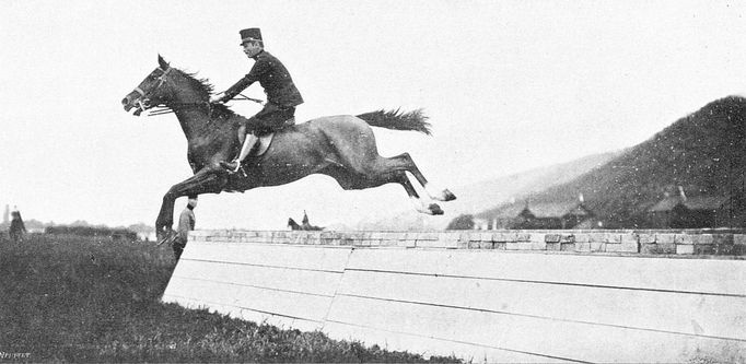 Dostihové závodiště Velká Chuchle v rané éře své existence za Rakouska-Uherska (cca 1907 - 1913)