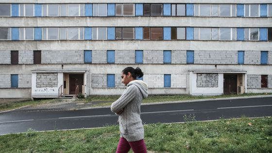 Foto: Sídliště duchů. Litvínovský Janov chátrá, některé domy jsou bez vody a tepla