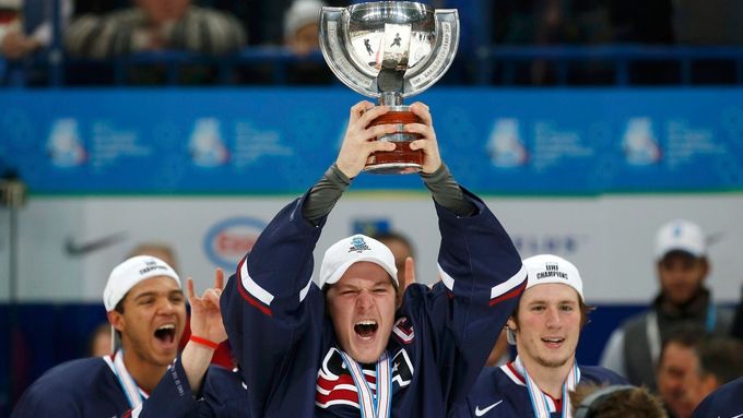 Hokejisté USA potřetí slaví titul mistrů světa do 20 let