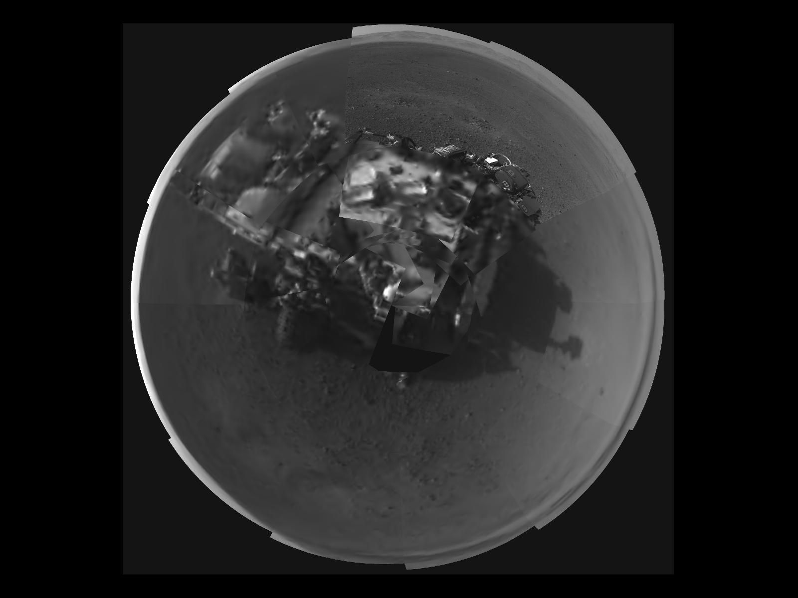 Curiosity se rozkoukává