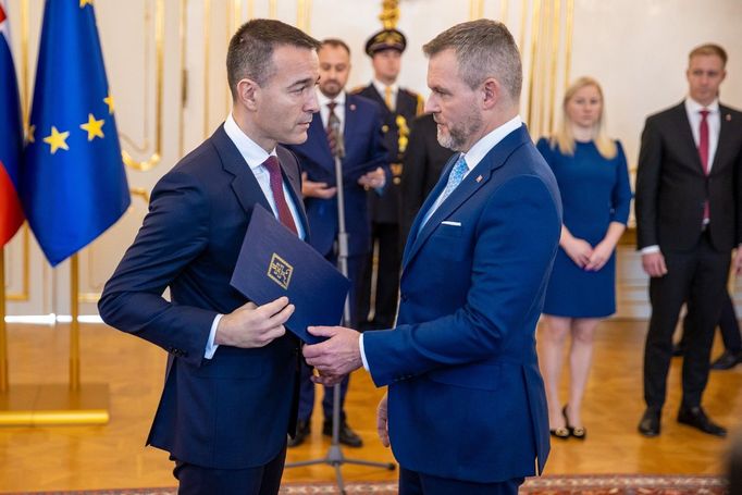 Kmecův nástupce Drucker už oznámil audit uvedeného dotačního programu.