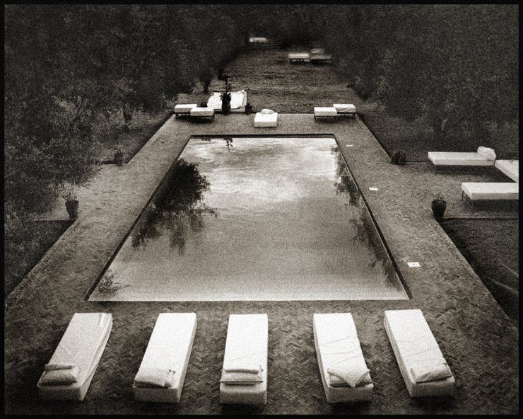 Robert Vano - Swiming pool