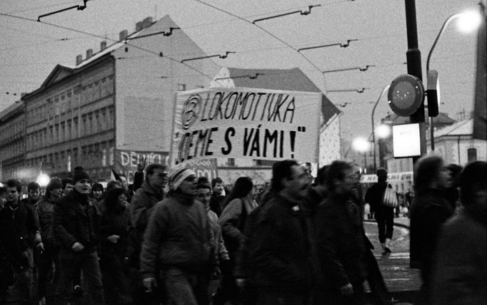 Výročí 100. let Československa – 8. díl  Listopad 1989.