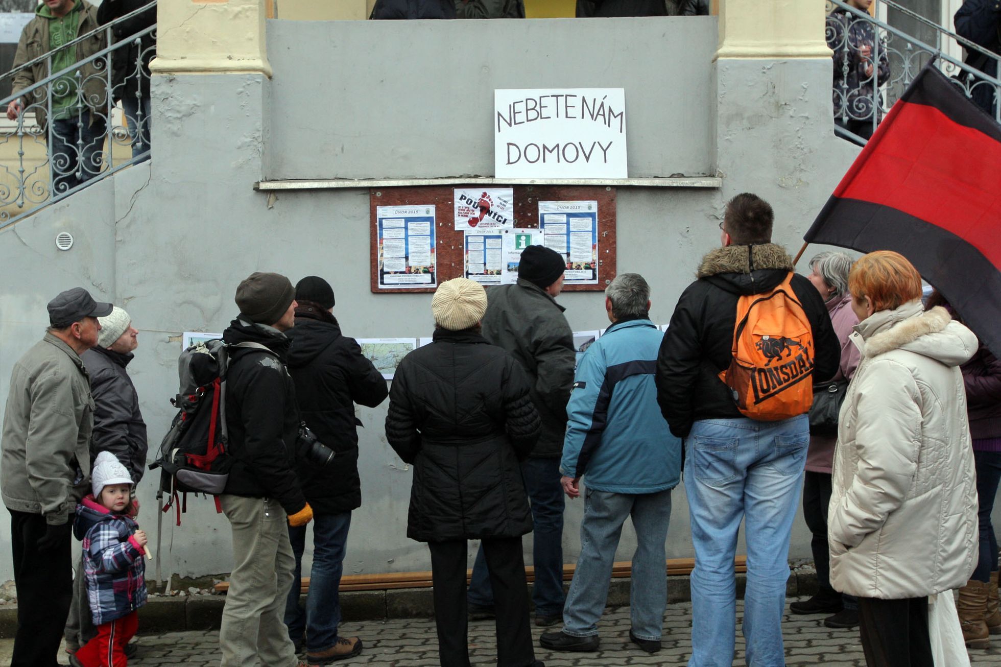 Demonstrace občanů Horního Jiřetína