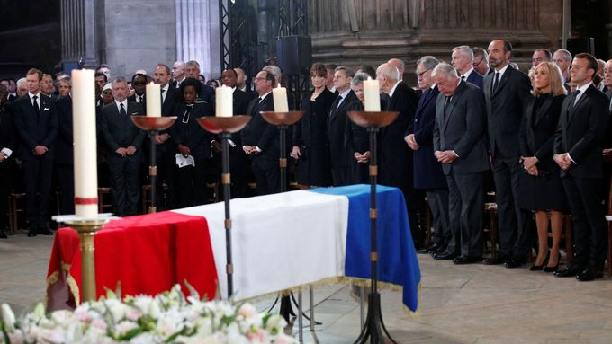 Foto: Putin, Sarkozy, Clinton. Světoví státníci uctili bývalého prezidenta Chiraka
