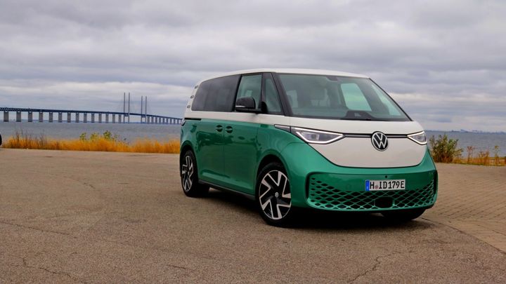 Povede se retro krabičce posadit rodiny do elektromobilu? První test VW ID. Buzz; Zdroj foto: Eva Srpová