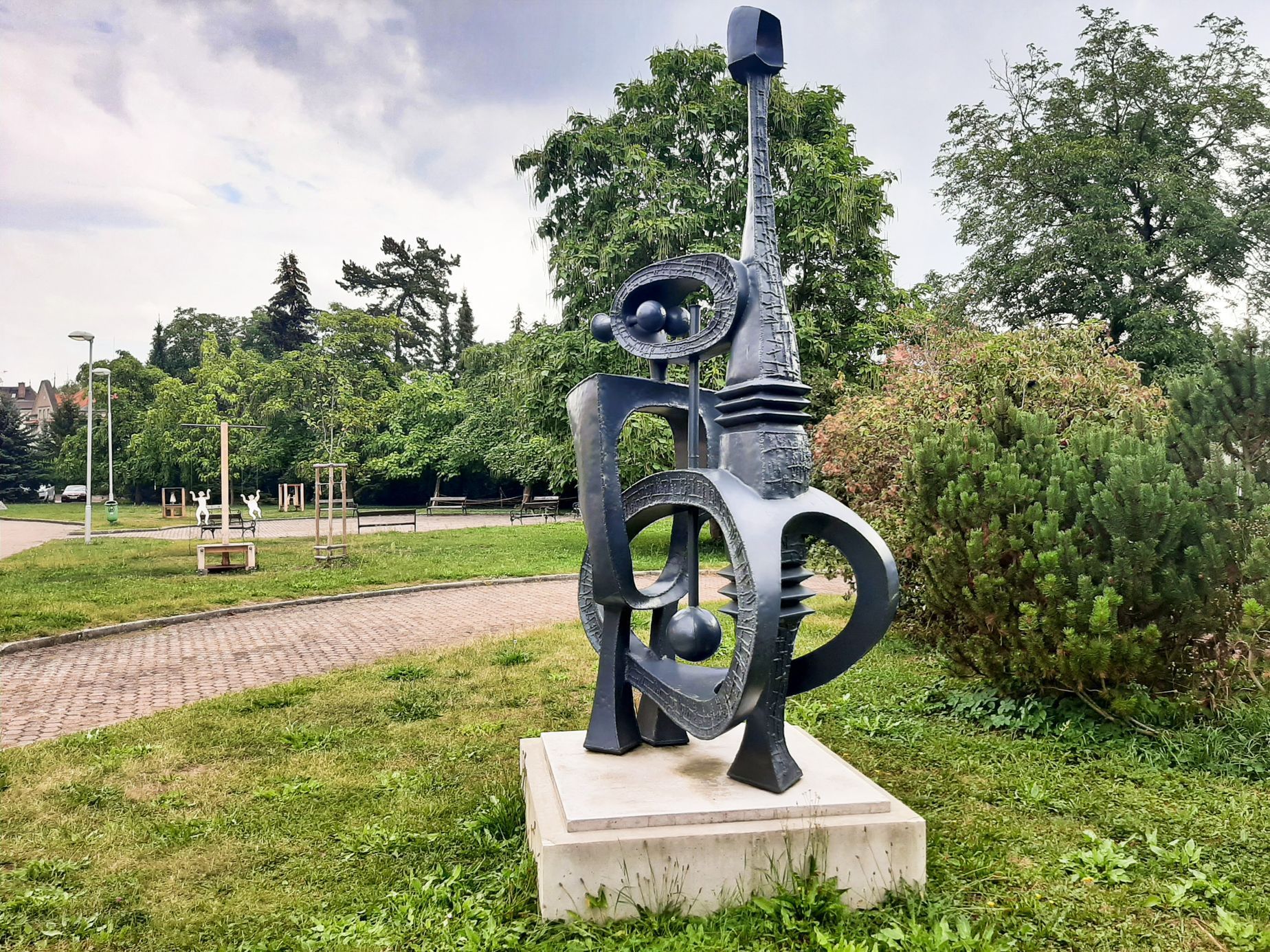 Hradec Králové, Orlické nábřeží, vily