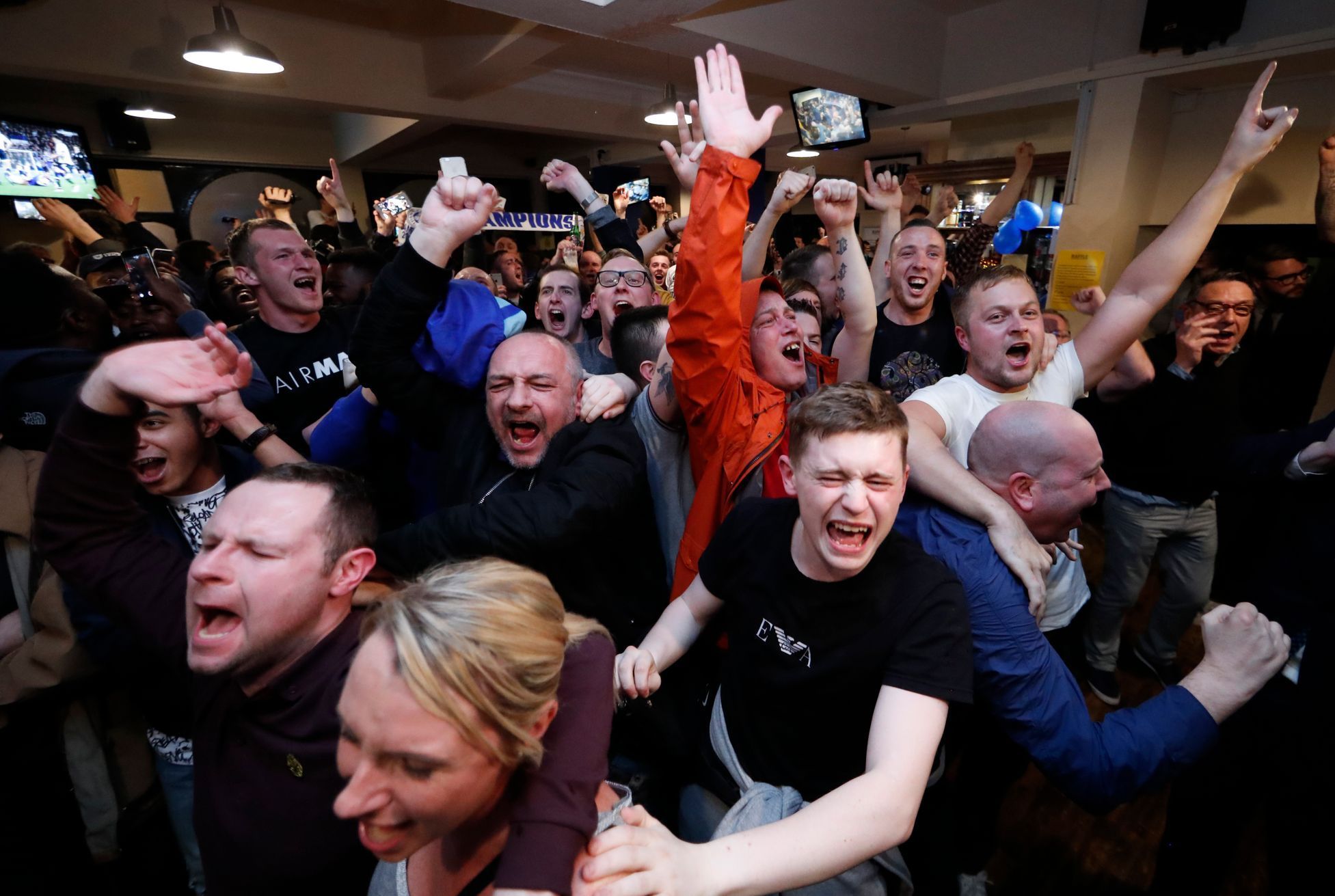 Tak fanoušci Leicesteru slaví titul v Premier League 2015-16