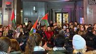 Praha, demonstrace Národní třída, Palestina, protest, blokáda, doprava, policie