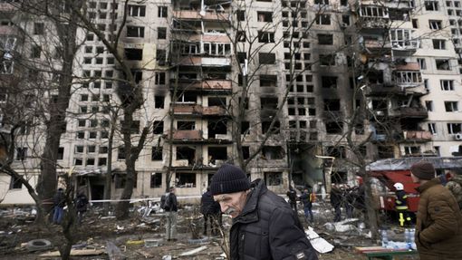 Následky ruského ostřelování Kyjeva na Ukrajině. 14. 3. 2022