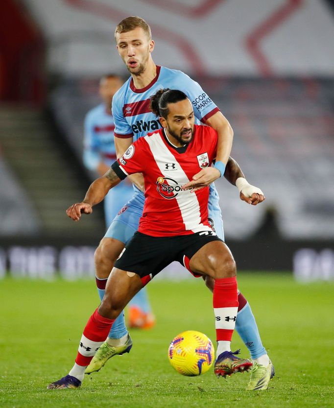 Tomáš Souček (Southampton - West Ham)