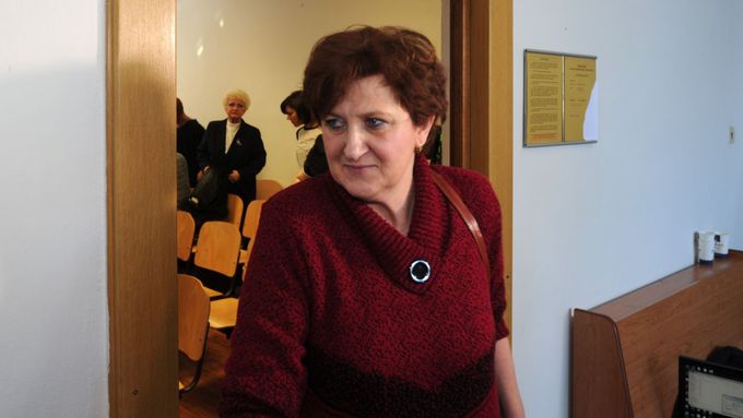 Zdravotní sestra Věra Marešová u soudu.