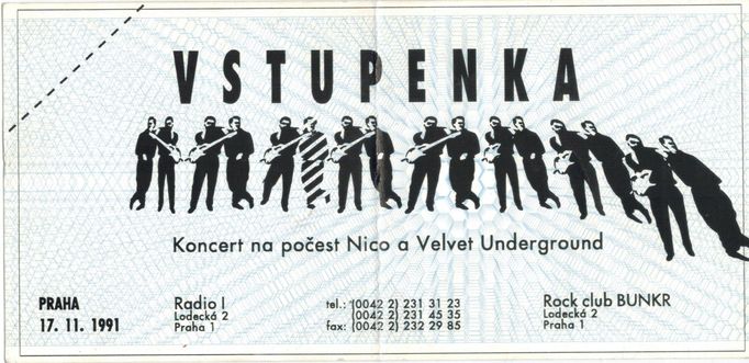 Vstupenka na "otvíračku" klubu Bunkr v listopadu 1991.