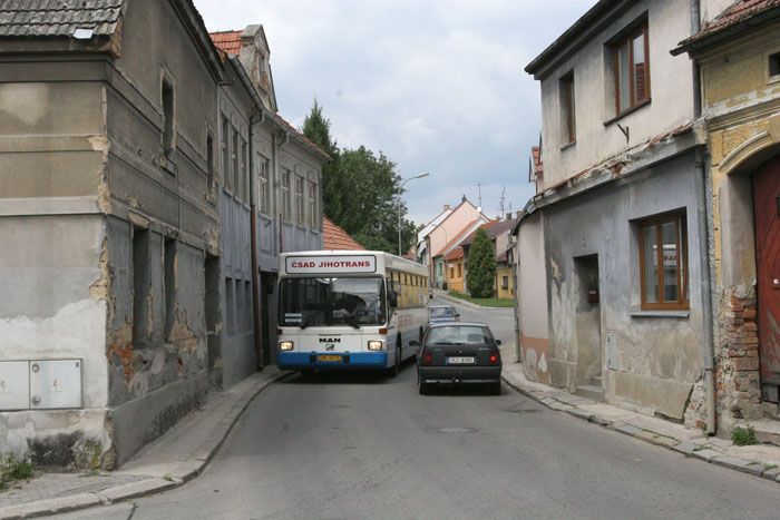 Silnice skrz Trhové Sviny