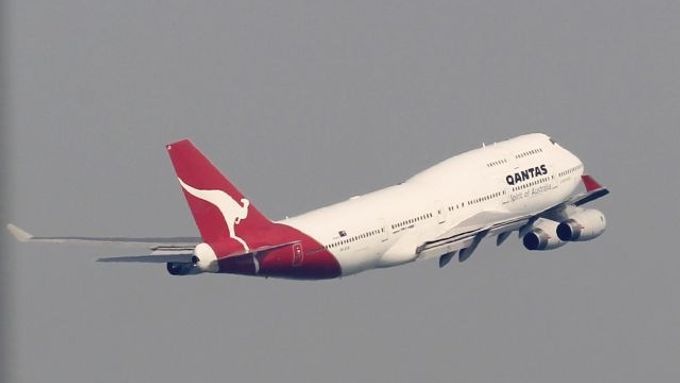 Qantas musely zrušit desítky letů