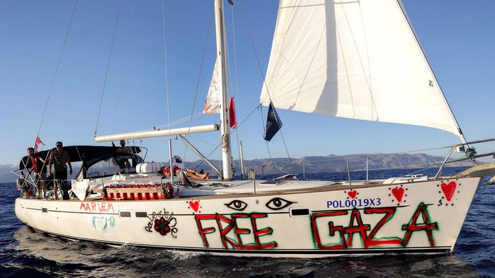 Flotila s Gretou vplula do vod, kde hrozí zásah Izraele. V minulosti ji tam zastavil; Zdroj foto: Reuters