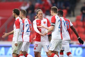 Slavia si smlsla na Hradci Králové. Kapitán Škoda řídil výhru a Tvrdík potěšil všechny sešívané