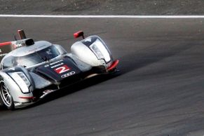 Audi sešrotovalo dva vozy, přesto slavilo v Le Mans vítězství
