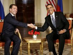 První schůzka Dmitrije Medveděva s Barackem Obamou (Londýn, 1.dubna 2009)