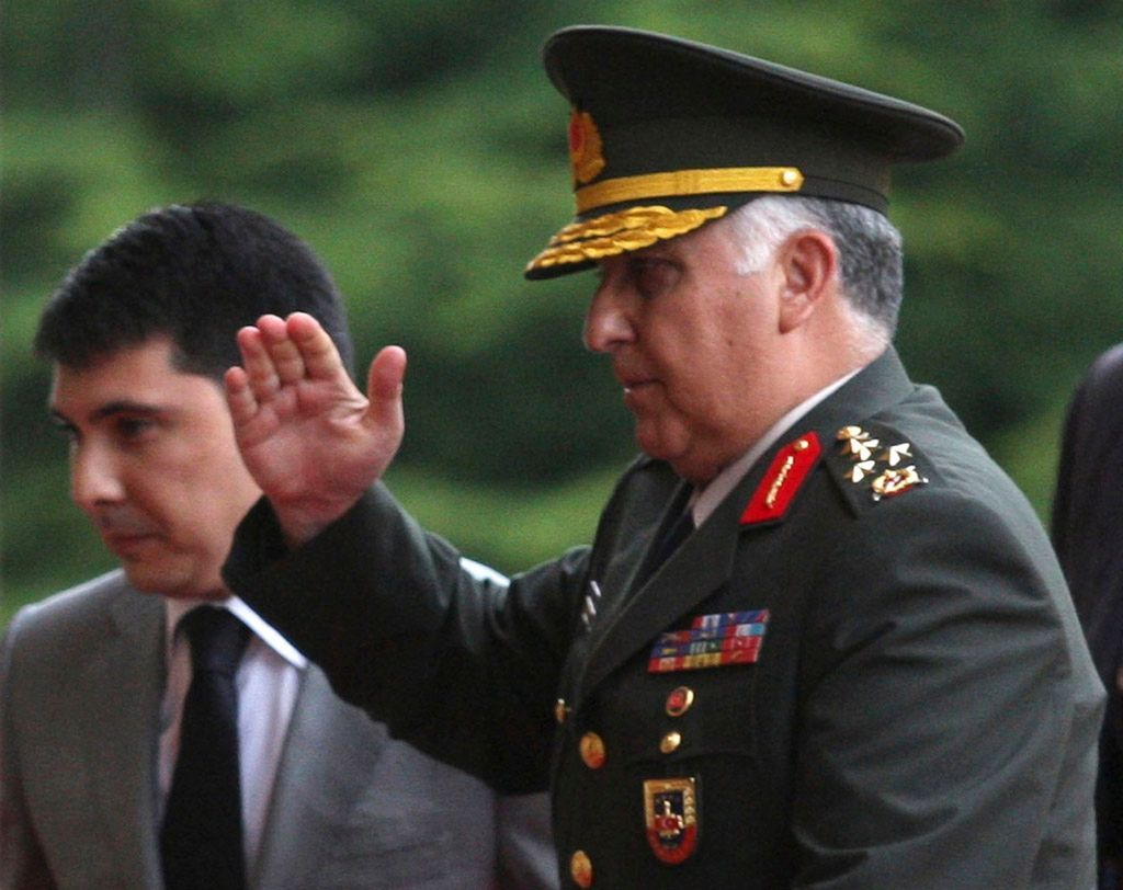 Nově jmenovaný velitel pozemních sil generál Necdet Özel
