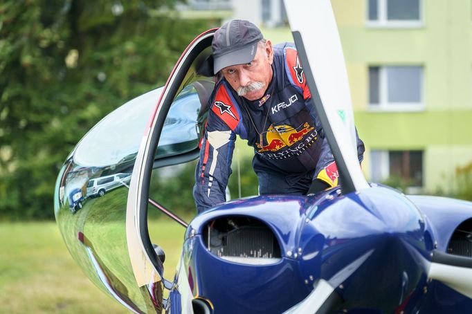 Flying Bulls: oslavy šedesáti let akrobatické skupiny