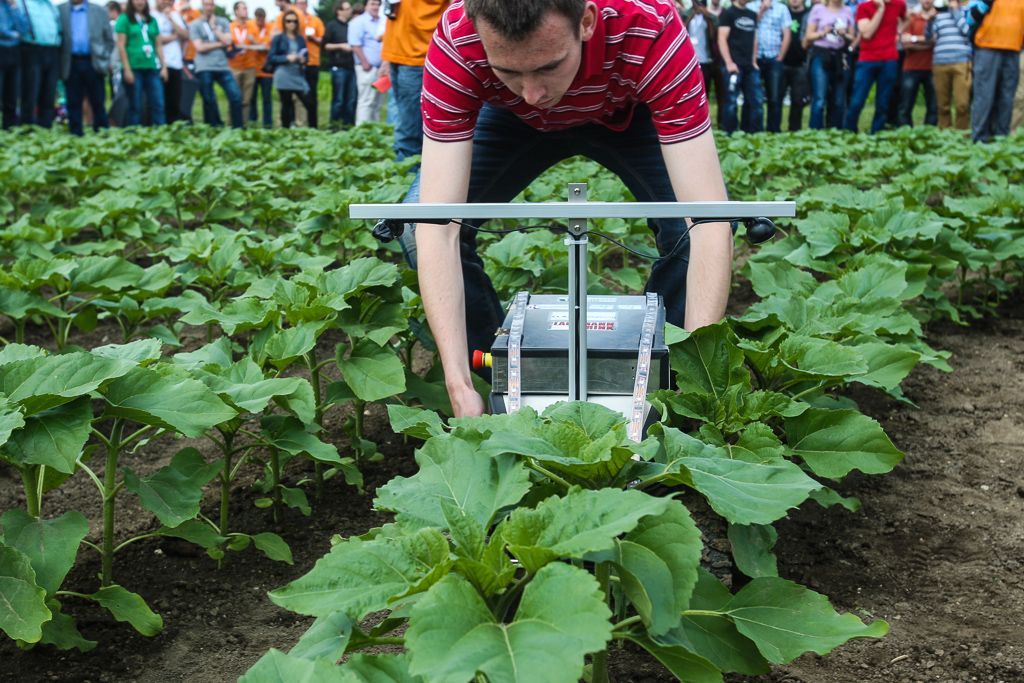 Soutěž polních robotů