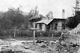 Usedlost Josefa Dobrého - zde v kůlně a v sousední stodole bylo upáleno 139 žen, dětí, starců a neznámý počet Ukrajinců.