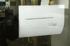 Česká spořitelna zavřela některé pobočky