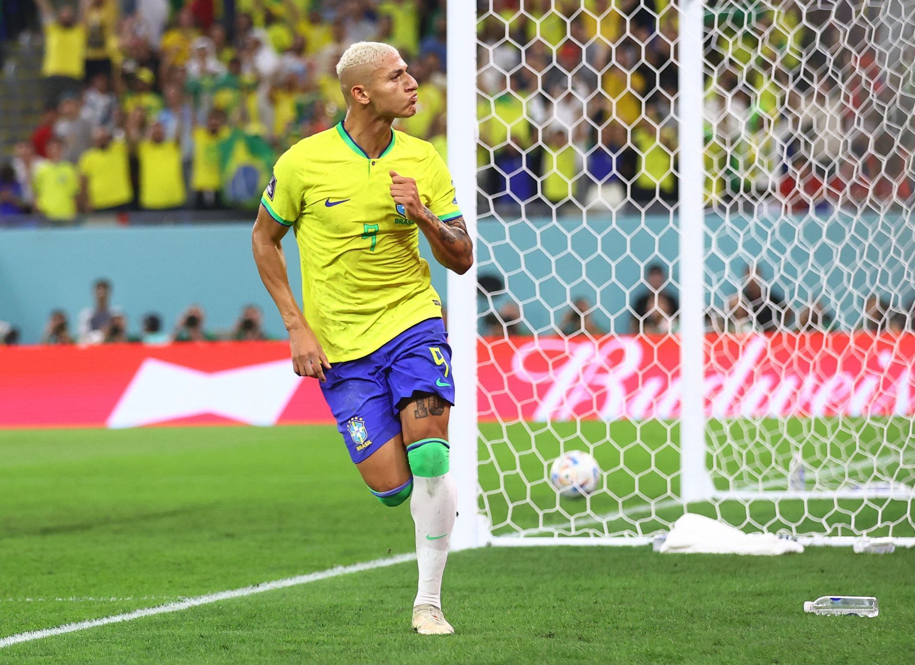 Richarlison slaví gól v osmifinále MS 2022 Brazílie - Jižní Korea