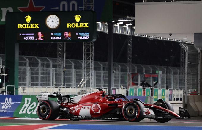 Charles Leclerc ve Ferrari při VC Las Vegas formule 1 2023