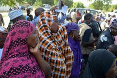V Nigérii údajně našli druhou studentku unesenou radikály z Boko Haram