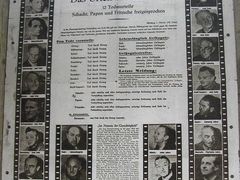 První strana německých novin Suddeutsche Zeitung s rozsudky nad obžalovanými nacisty během tzv. Norimberského procesu.