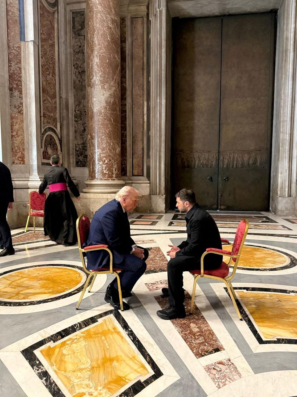 Donald Trump, Volodymyr Zelenskyj, bazilika sv. Petra, Vatikán, setkání