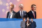 Politická šikana: Cena Okamury prudce stoupá, Pazderková jako "krotitelka" kritiků